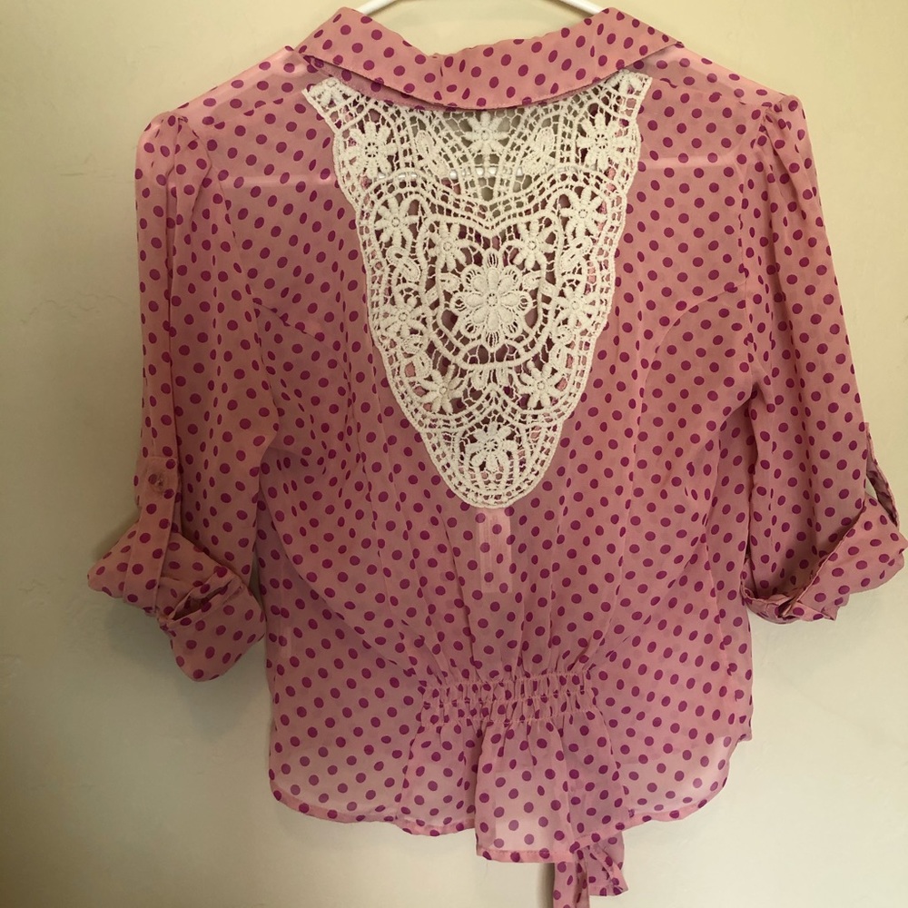 Shirt - Picture 4 of 6